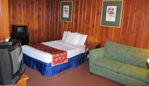 1 Queen Bed Non-Smoking