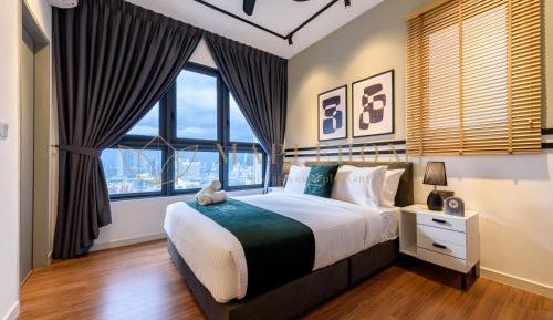 Royal Three-Bedroom Suite