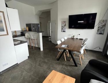 Three-Bedroom Deluxe Apartment
