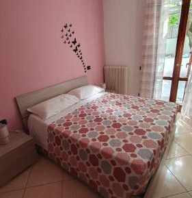 Double Room with Balcony and Private Bathroom