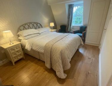 Deluxe Double Room with Shower