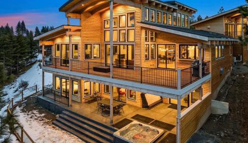 Six-Bedroom House