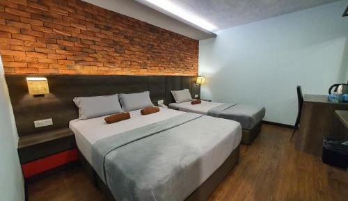 Triple Room