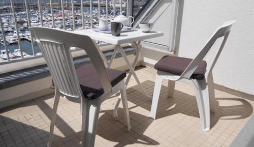 Apartment (4 Adults)