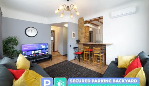 Deluxe Apartment