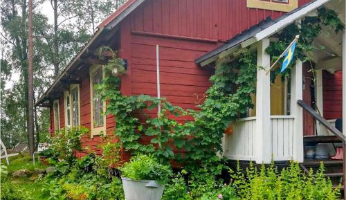 Three-Bedroom Holiday Home 