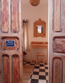 Single Room with Shared Bathroom