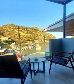 Studio with Sea View