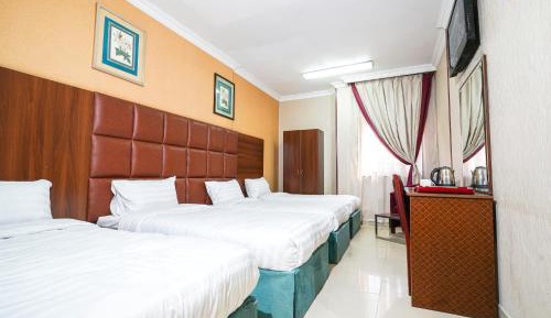 Quadruple Room with Bathroom