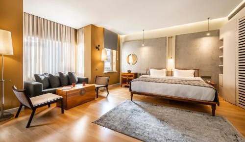 Superior Suite
