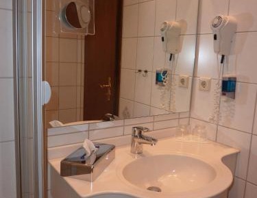 Economy Single Room