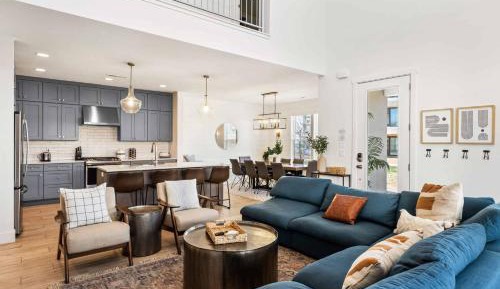 Five-Bedroom Townhouse