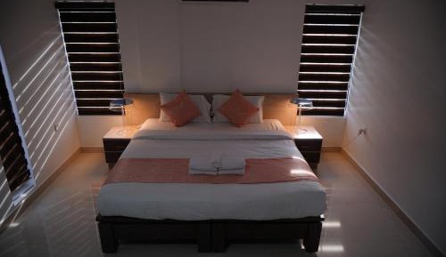 Superior King Room