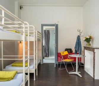 Bunk Bed in 4 to 6-Bed Mixed Dormitory Room