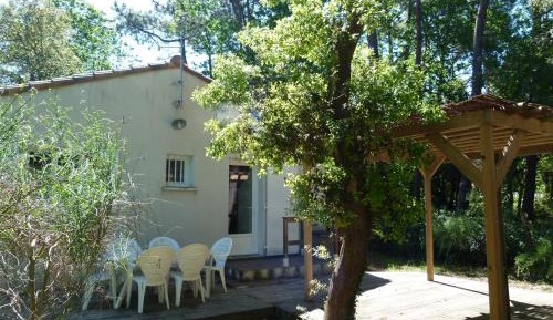 Holiday Home (4 Adults)