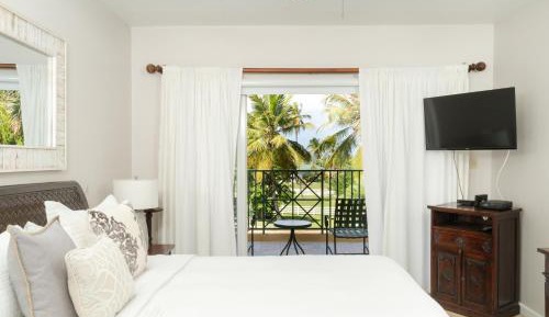  Queen Deluxe Room with Garden View