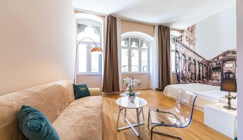 Deluxe Family Suite
