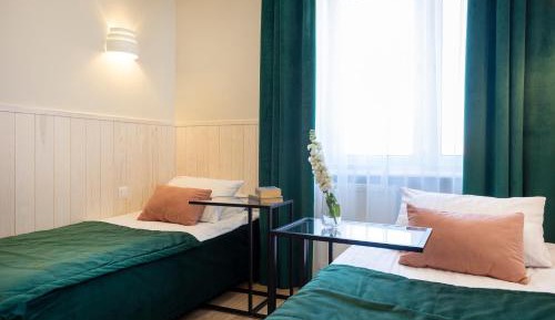 Standard Twin Room