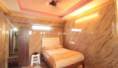 Deluxe Single Room