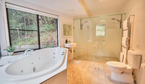 Hideaway One-Bedroom Chalet