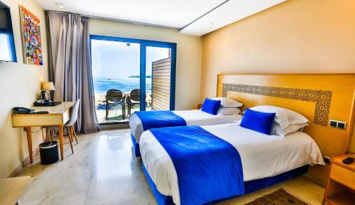 Triple Room with Sea View