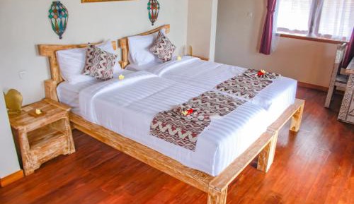 Deluxe Bungalow with Garden View