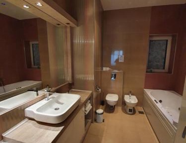 Deluxe Double Room with Bath