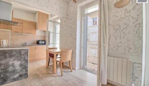 Studio with Balcony