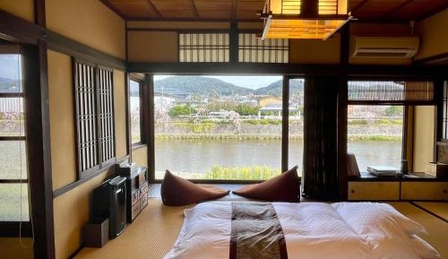 Kamogawaan - River View