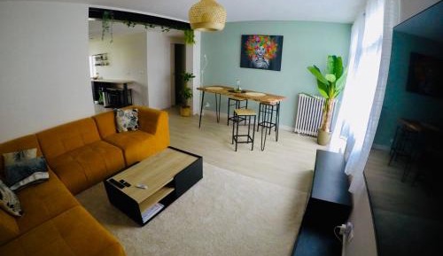 Standard Double Room with Shared Bathroom