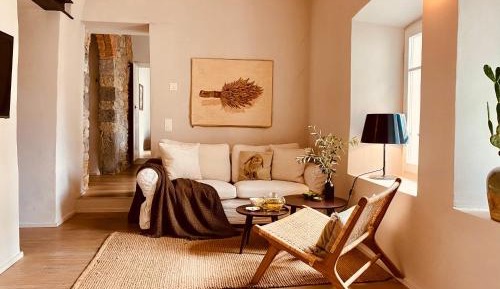 One-Bedroom Apartment (3 Adults)