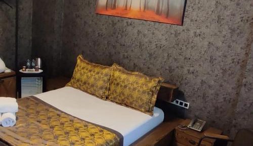 Large Double Room