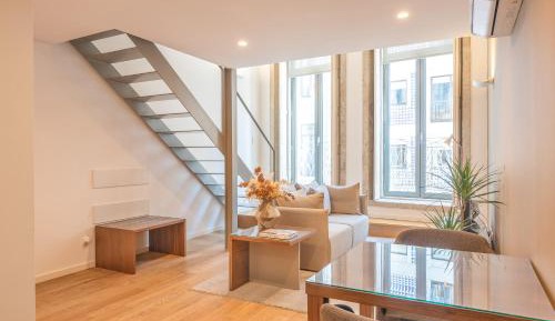 Standard Loft Duplex with Street View