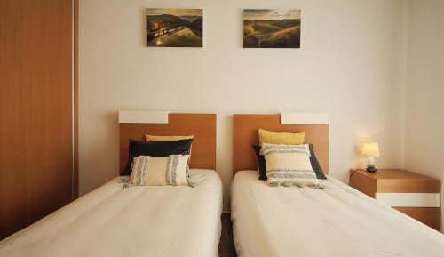 Twin Room with Private Bathroom