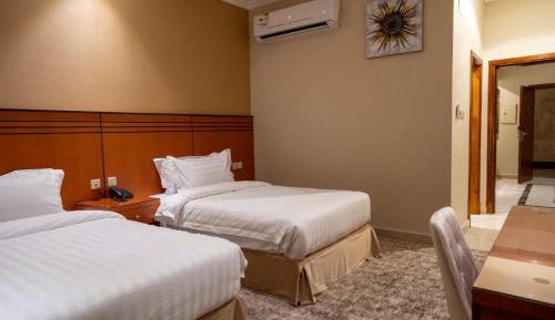 Deluxe Queen Room with Two Queen Beds
