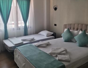 Deluxe Double Room with Castle View