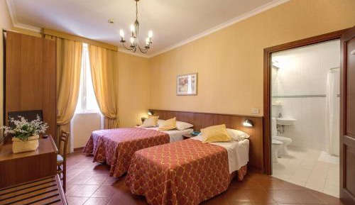 Triple Room