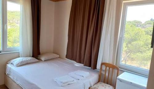 Standard Twin Room with Sea View