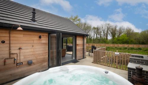 Cottage with Garden View