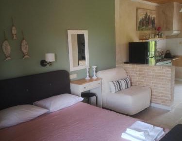 Triple Room with Terrace