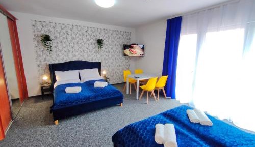 Studio Apartment with Balcony
