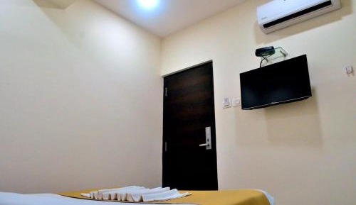 Single Room with Bathroom