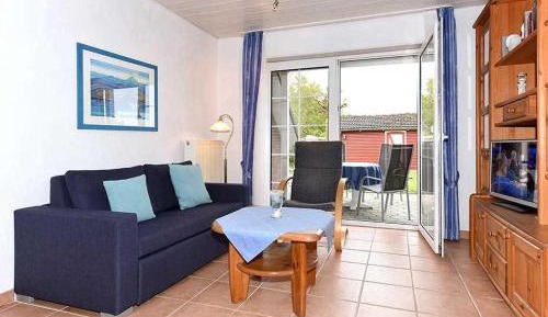 One-Bedroom Apartment with Terrace