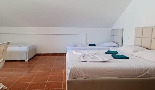 Quadruple Room with Balcony