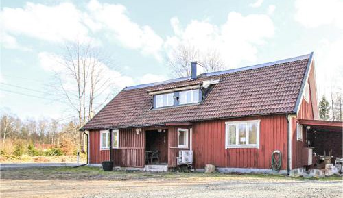 Three-Bedroom Holiday Home 