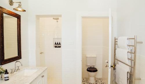 Homestead: The Chirnside Suite