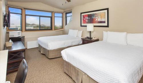 Queen Room with Two Queen Beds