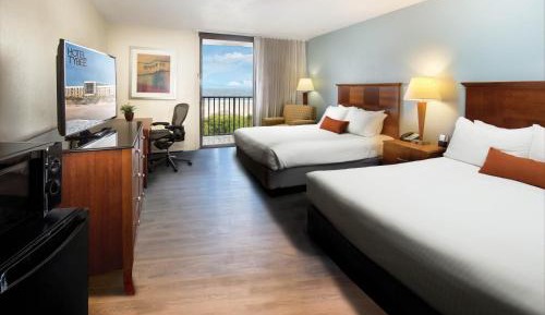 Queen Room with 2 Queen Beds and Ocean View