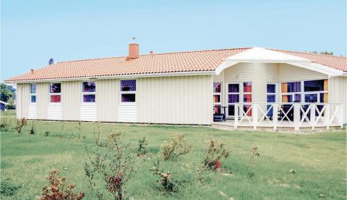 Five-Bedroom Holiday Home