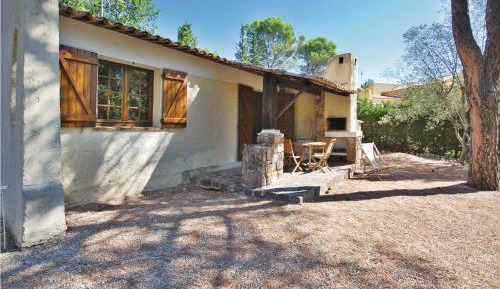 Two-Bedroom Holiday Home